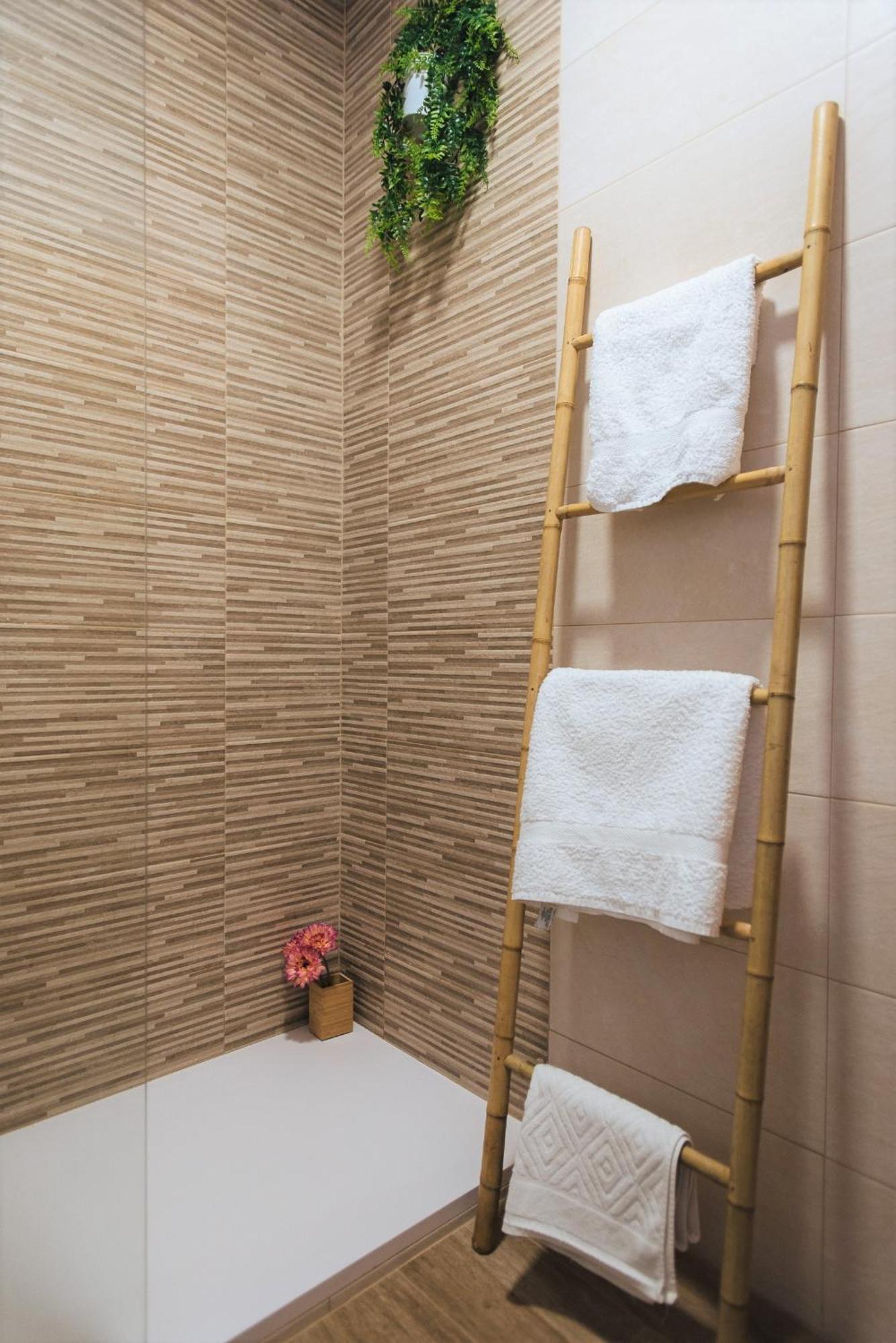 Appartamento Hostly Orfila 3A-3B Exclusive Penthouse-Center-Fibre-Parking Optional Siviglia Esterno foto